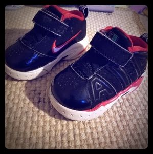 Nike air toddler shoes